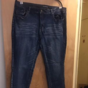 Diamanté Women’s Jeans- Size 22